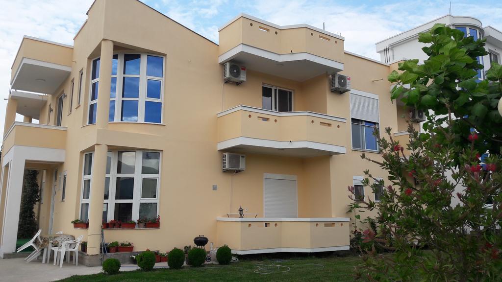 Apartments Sija Ulcinj Exterior photo